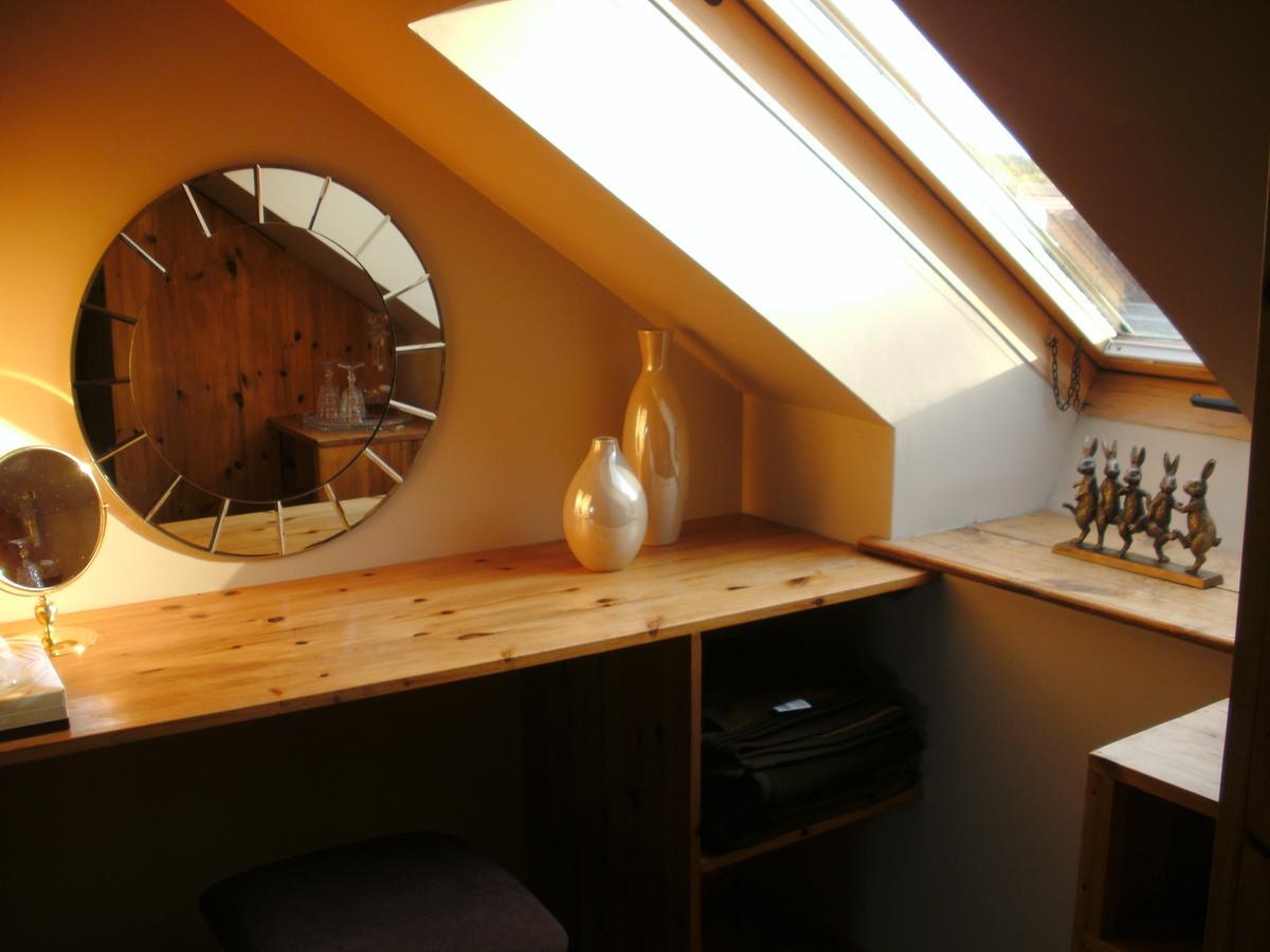 Beudy Bach Bed & Breakfast Cross Hands Dış mekan fotoğraf